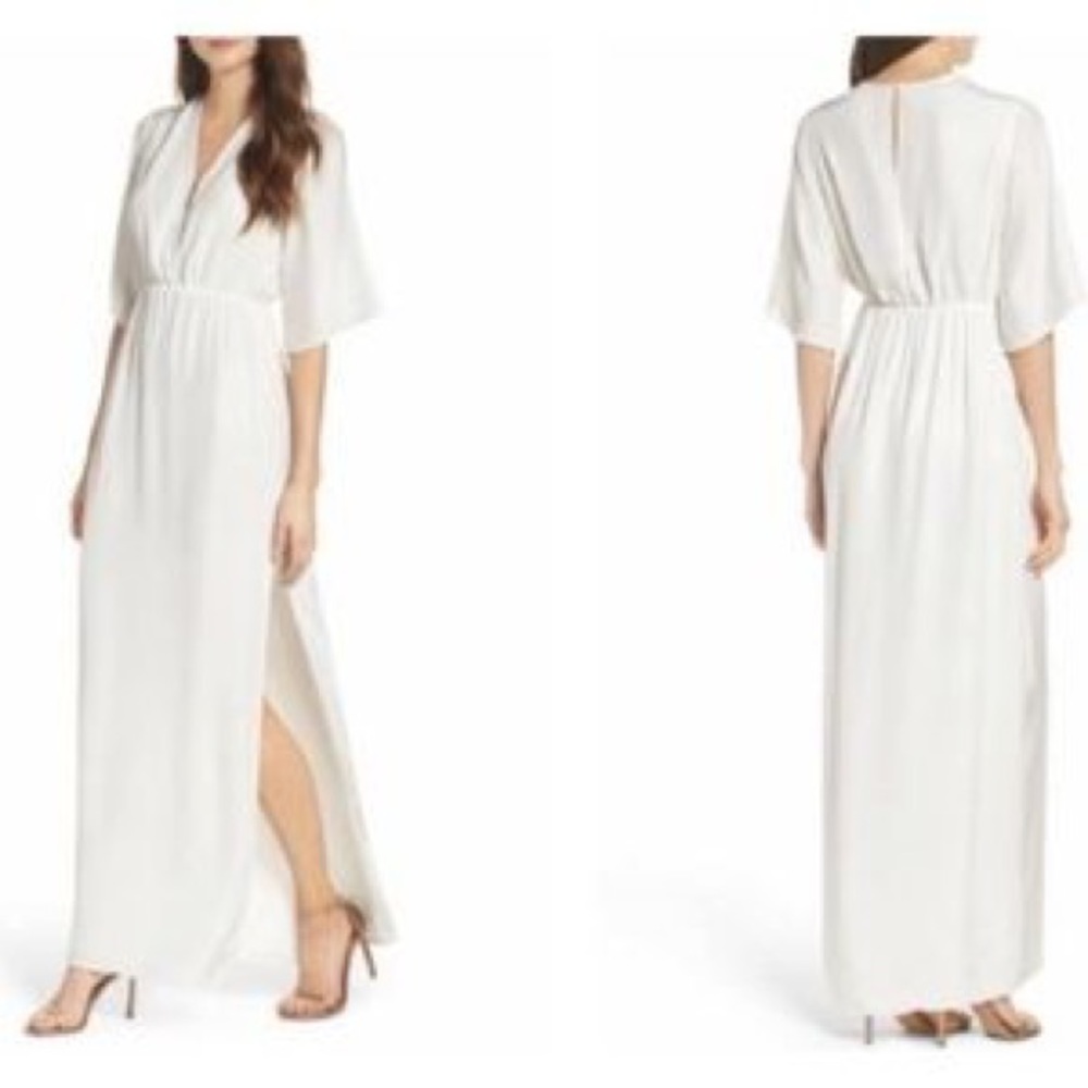 Minimalist White V-Neck Maxi Dress with Side Slit
